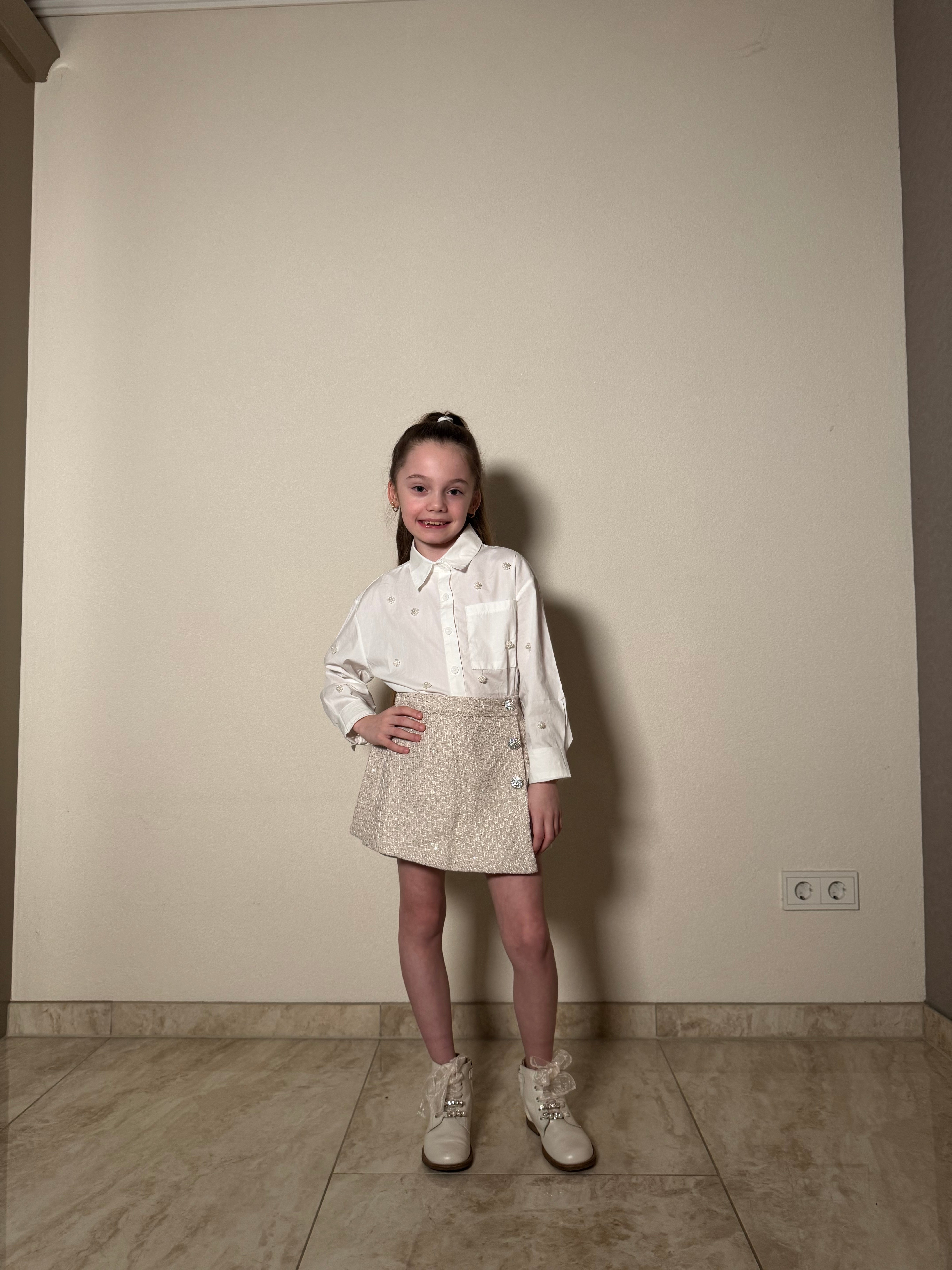 Meisjes blouse met pareldetails in wit, By Reina Kidsfashion