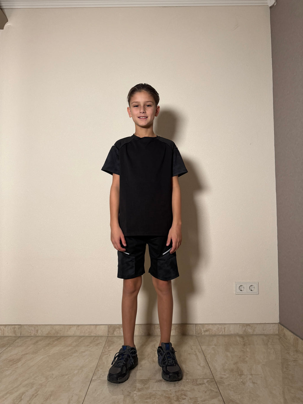 Jongens Sportset met Reflecterende Details – Zwart – foto 2